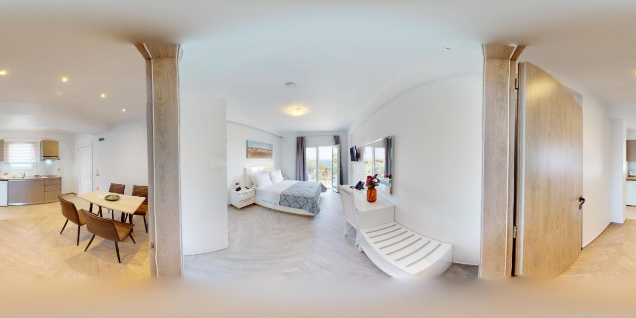 Golden Lion Parga Hotel ภายนอก รูปภาพ