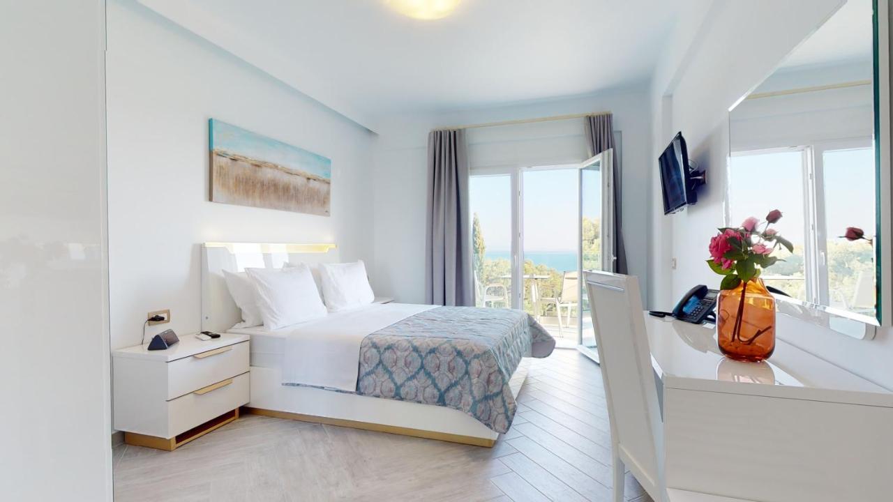 Golden Lion Parga Hotel ภายนอก รูปภาพ