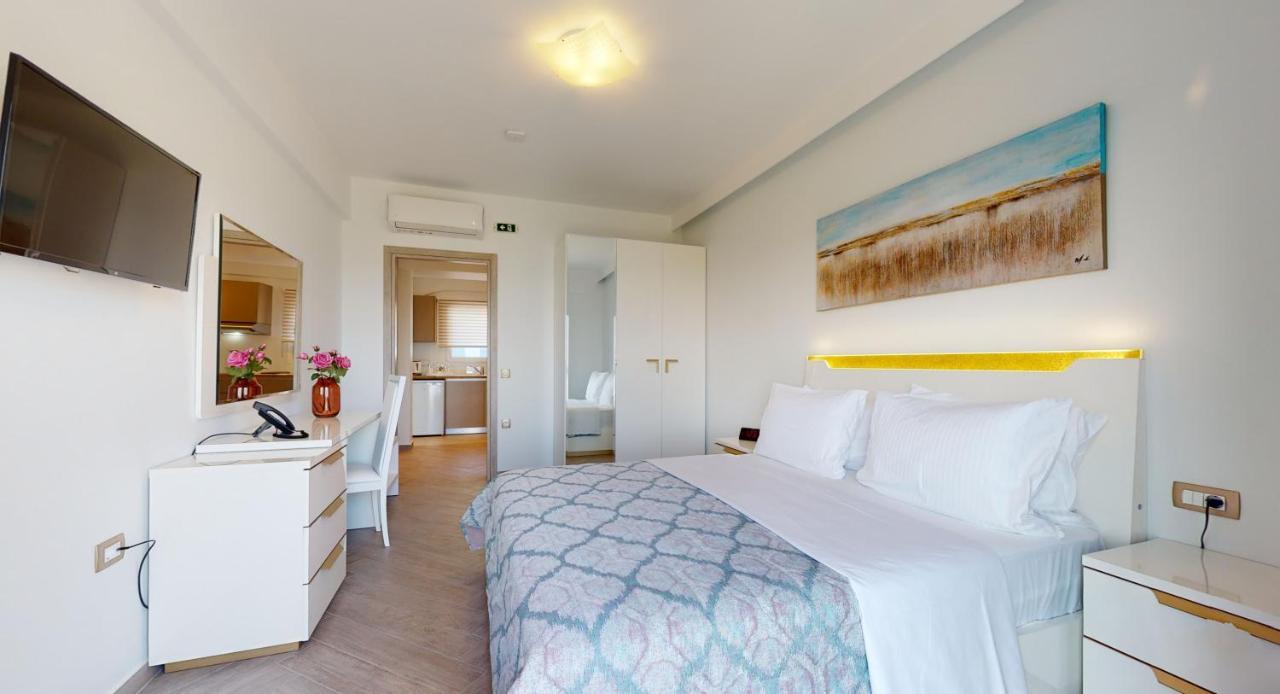 Golden Lion Parga Hotel ภายนอก รูปภาพ