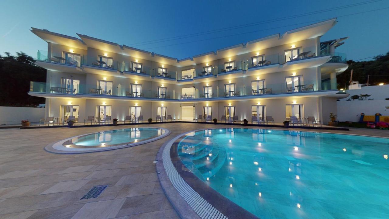 Golden Lion Parga Hotel ภายนอก รูปภาพ